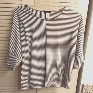 OLIVIA BLU WOMEN'S VERTICAL AND HORIZONTAL STRIPED TOP